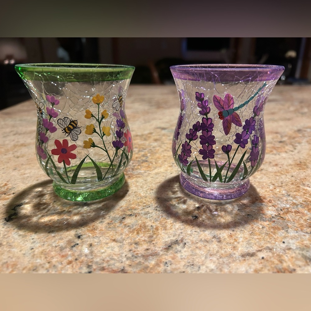 Yankee Candle Accents Hurricane Style Crackle Glass (2) Votive Holders 4”Hx3”W